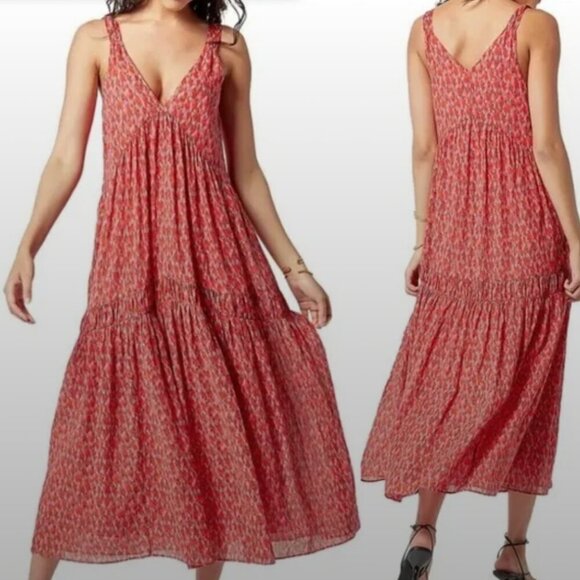 Elegant Red Sleeveless Maxi Dress - Picture 1 of 5